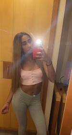 ashleyandriette picture